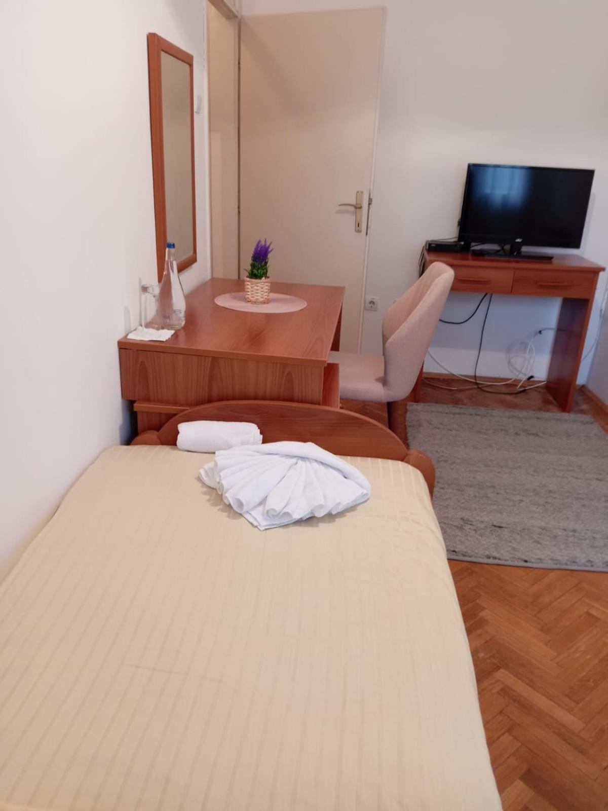 Hotel Vlasina - Vlasinsko Jezero فالسينا ريد المظهر الخارجي الصورة