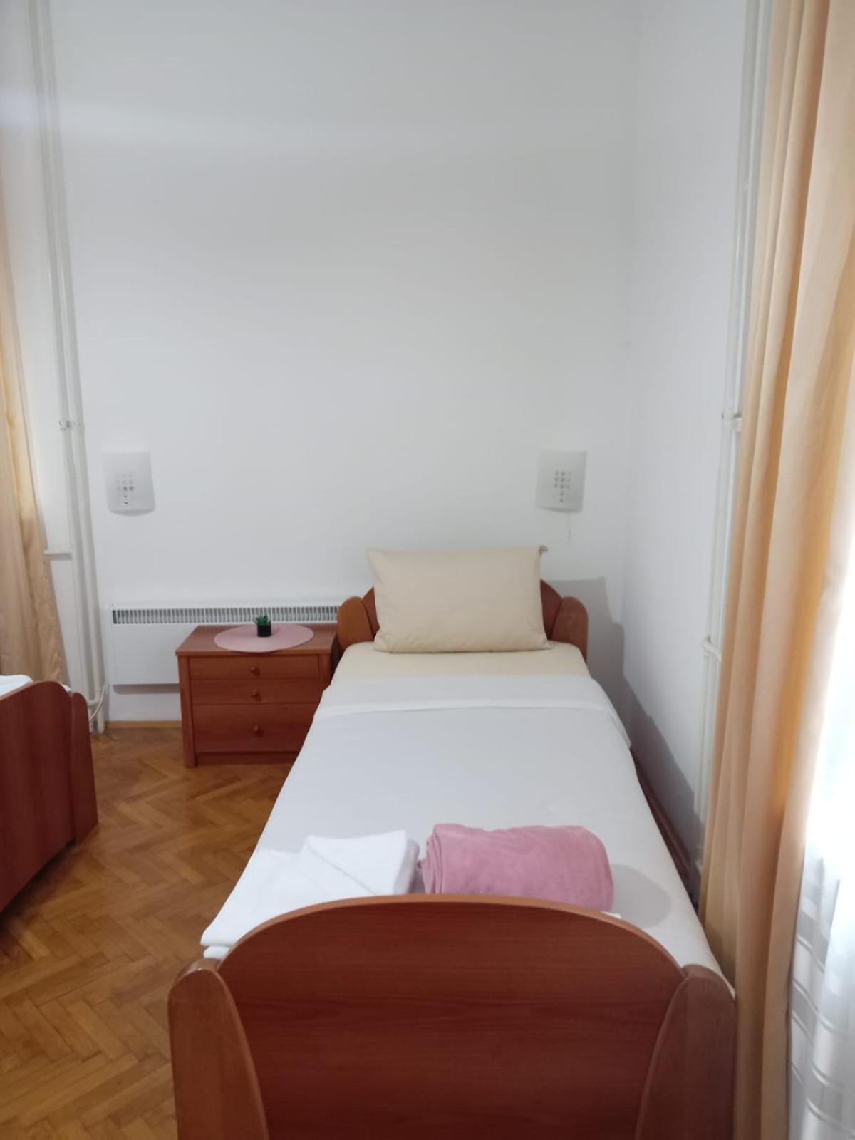 Hotel Vlasina - Vlasinsko Jezero فالسينا ريد المظهر الخارجي الصورة