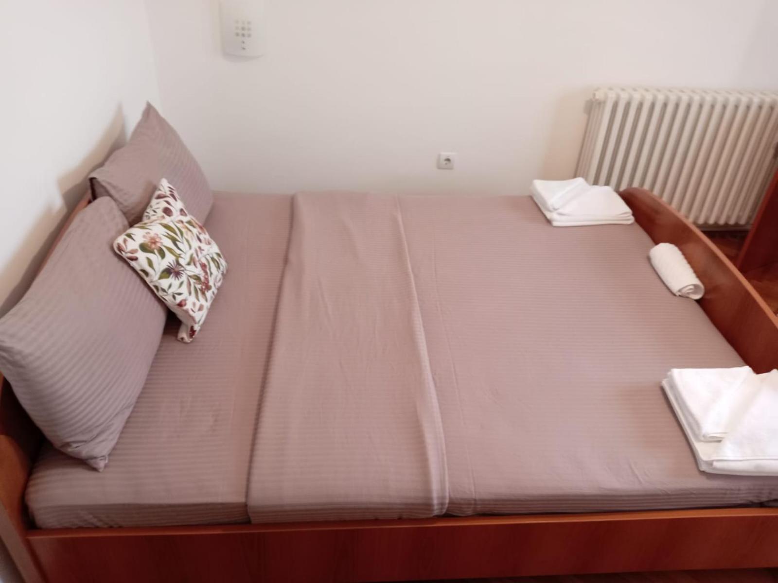 Hotel Vlasina - Vlasinsko Jezero فالسينا ريد المظهر الخارجي الصورة