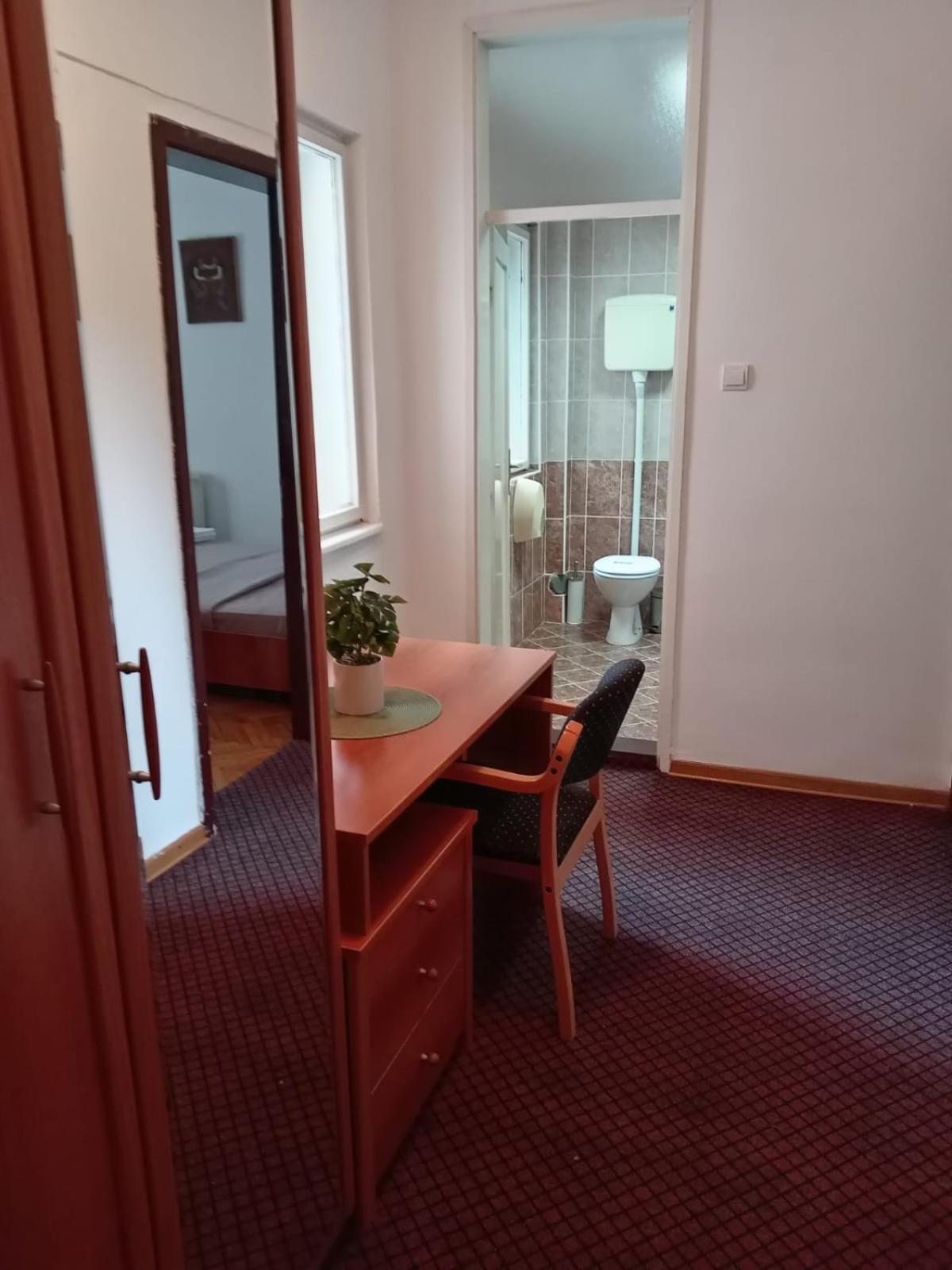 Hotel Vlasina - Vlasinsko Jezero فالسينا ريد المظهر الخارجي الصورة