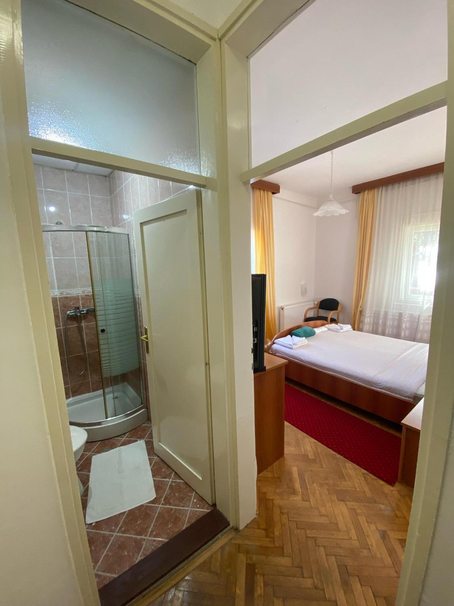 Hotel Vlasina - Vlasinsko Jezero فالسينا ريد الغرفة الصورة